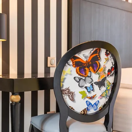 Riviera Elysees פריז