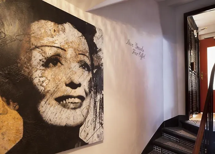 Riviera Elysees פריז