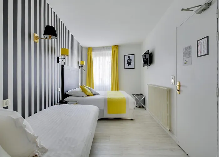 Riviera Elysees מלון פריז