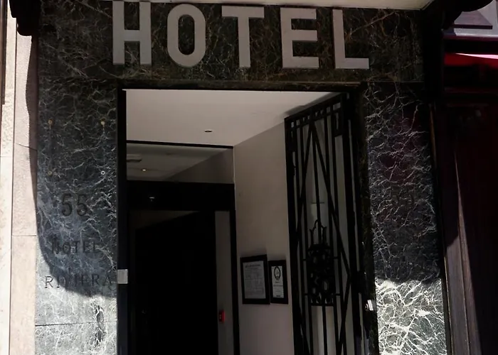 Riviera Elysees מלון 3*