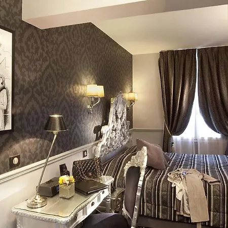 Ξενοδοχείο Riviera Elysees 3*
