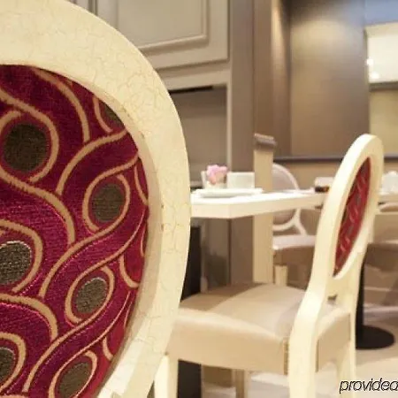 Riviera Elysees 3* Παρίσι