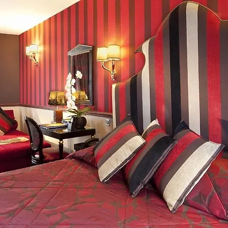 Riviera Elysees فندق 3*