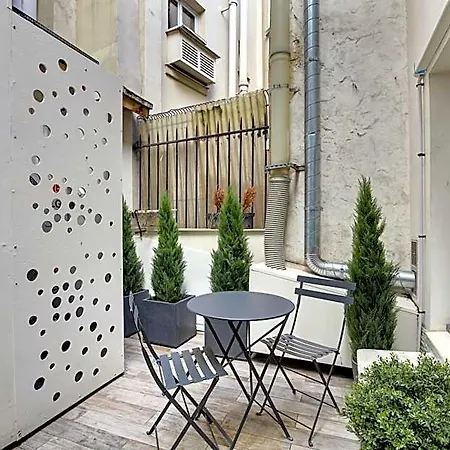 Hotel Riviera Elysees Paris
