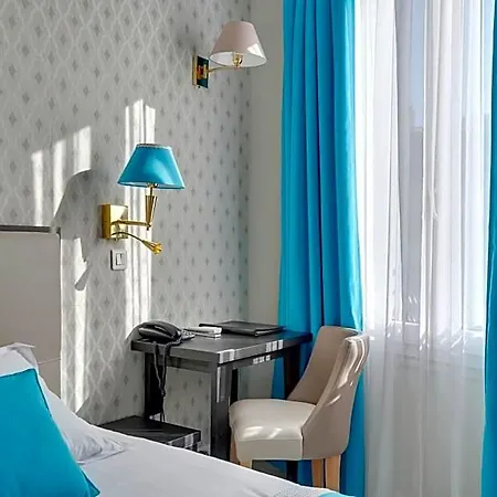Riviera Elysees Hotel 3*