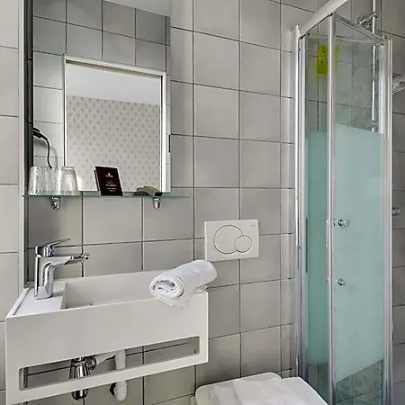 Riviera Elysees 3*