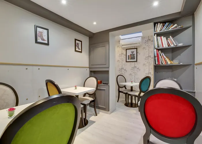 Riviera Elysees Hotel 3*