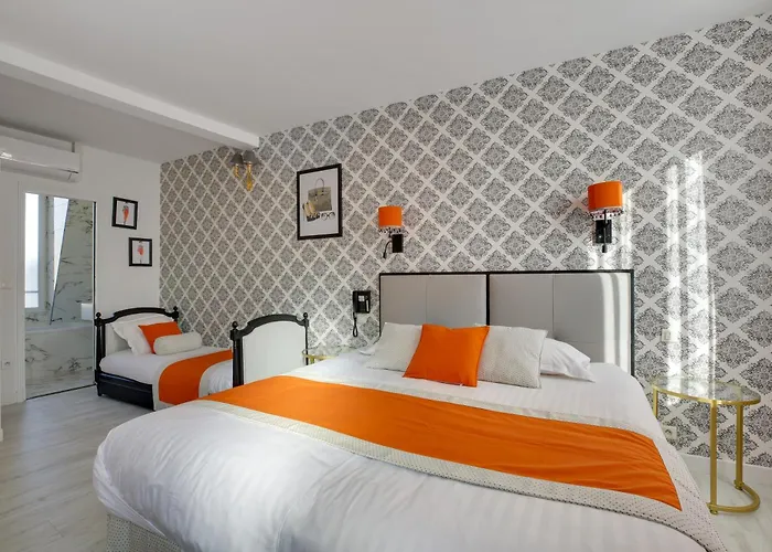 Riviera Elysees Hotel