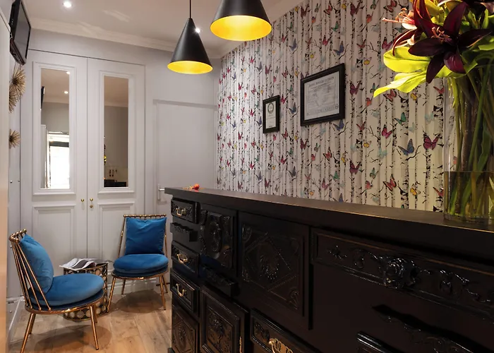 Riviera Elysees Hotel