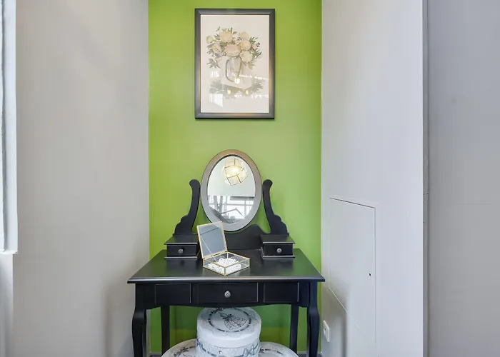 Riviera Elysees Hotel