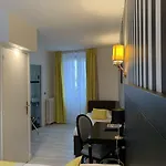 Riviera Elysees Hotel Paris