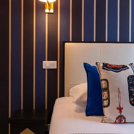 Hotel Riviera Elysees Paříž