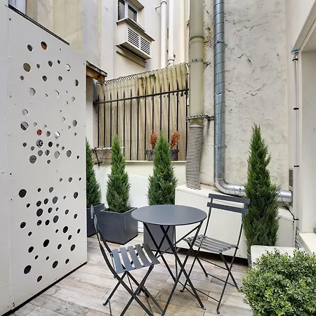 Hotel Riviera Elysees Paříž
