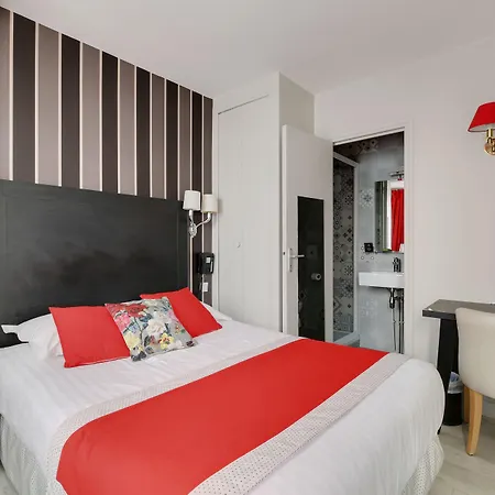 Riviera Elysees 3* Paříž